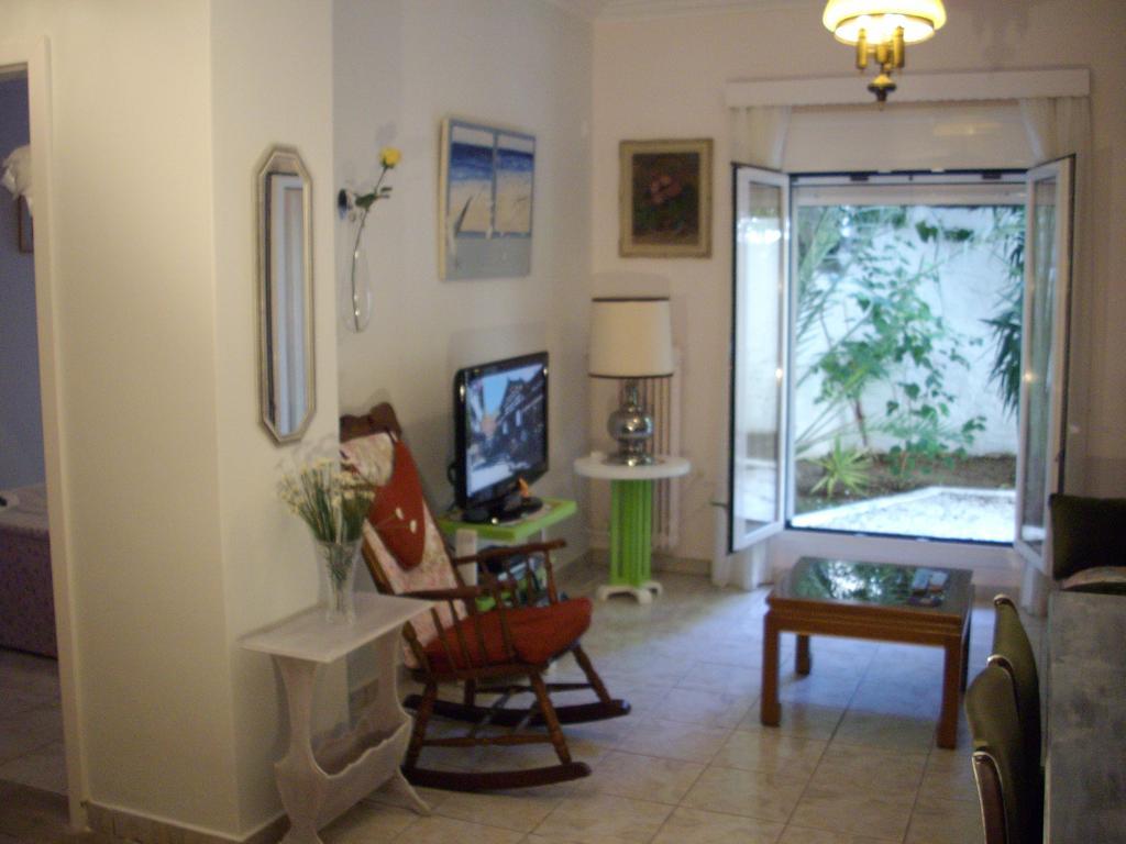 Lilly's Appartments * Athens